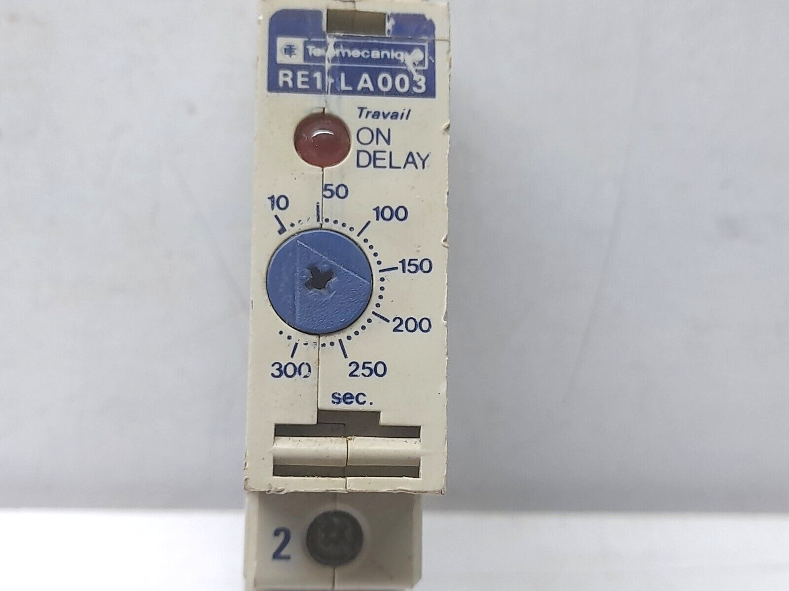Telemecanique RE1-LA003 Travail ON Delay / 337891-D 0.7 A, 240 V A.C/D.C