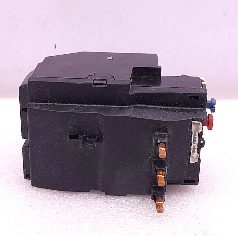 Telemecanique LR2 D2353 Thermal Overload Relay 23-32A LR2 D23 Ui 750V~ Uimp 6kV