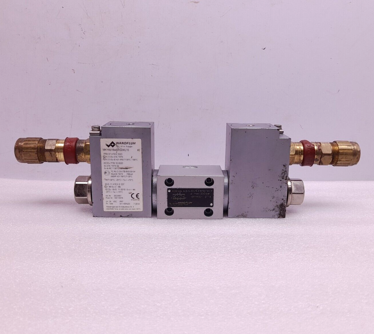 Wandfluh WDBFA06-ACB-S-25/L15-K1M102/165 Valve MKY45/18x60-G24/L15 Pmax 350bar