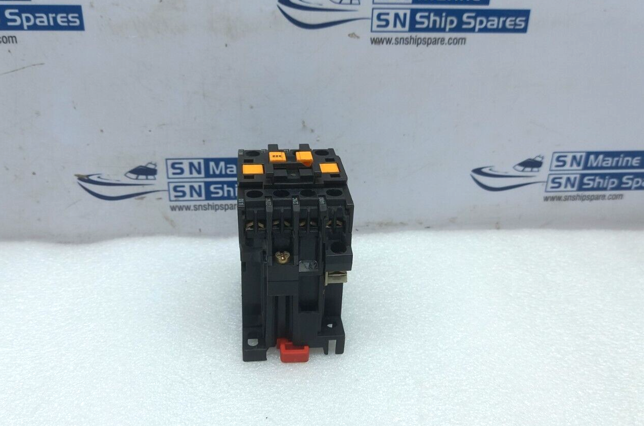 Telemecanique CA2-DN1229.A65 Contactor 600V 10A