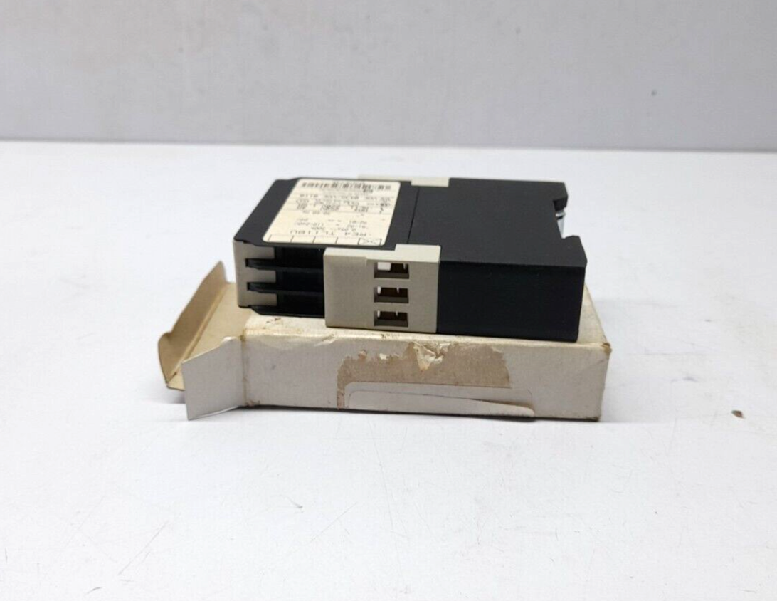 Telemecanique RE4-TL11BU Time Delay Relay RE4 TL11BU 0.05s-300h 24VDC 110-240VAC