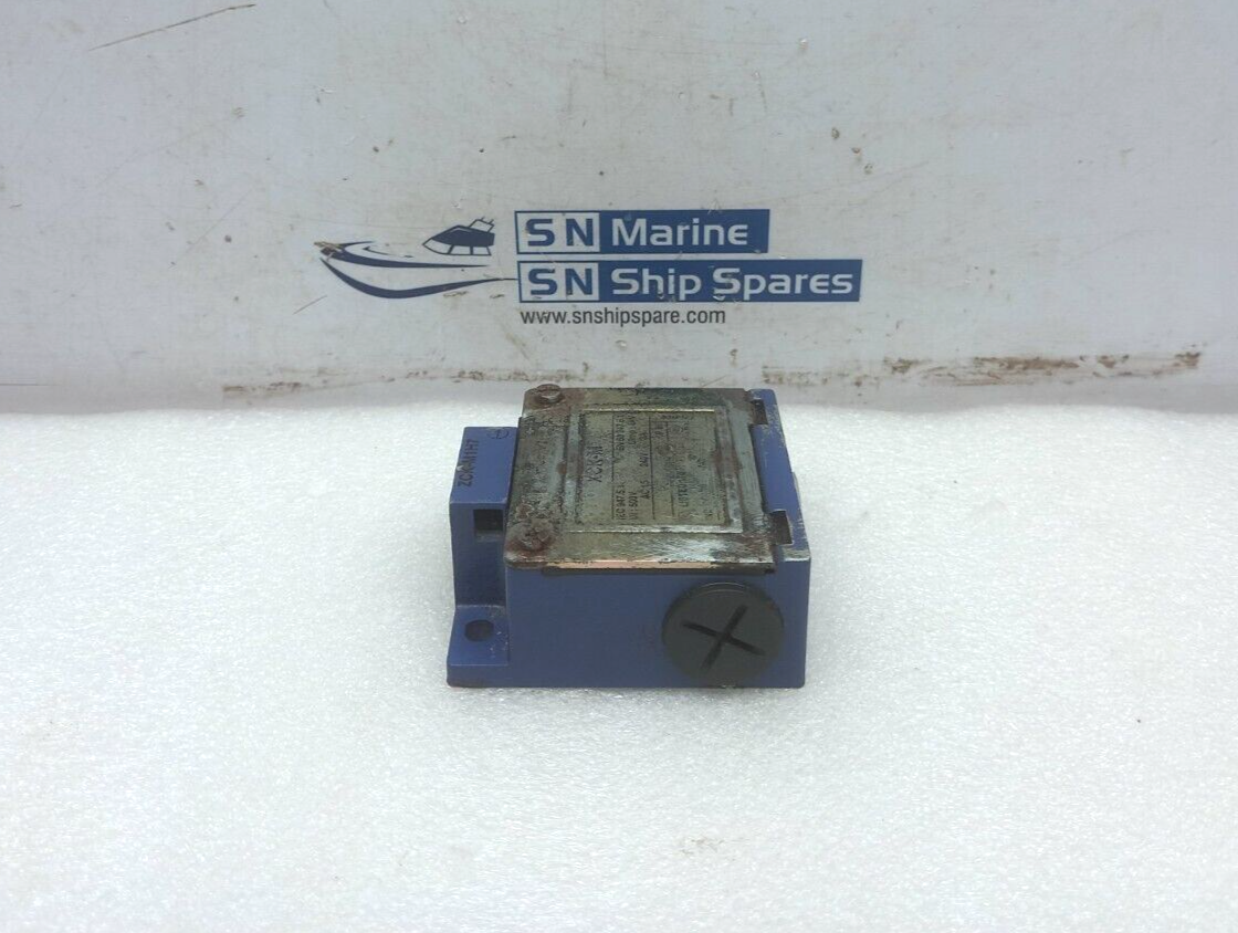 Telemecanique ZCK M1H7 Body Contact AC-15 240V ½ NPT ZCK-M