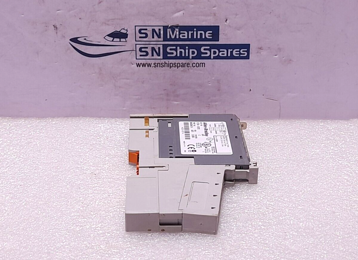 Allen Bradley 1734-OE2C Output Module 96409474 With A-B 1734-MB  & 1734-RTB