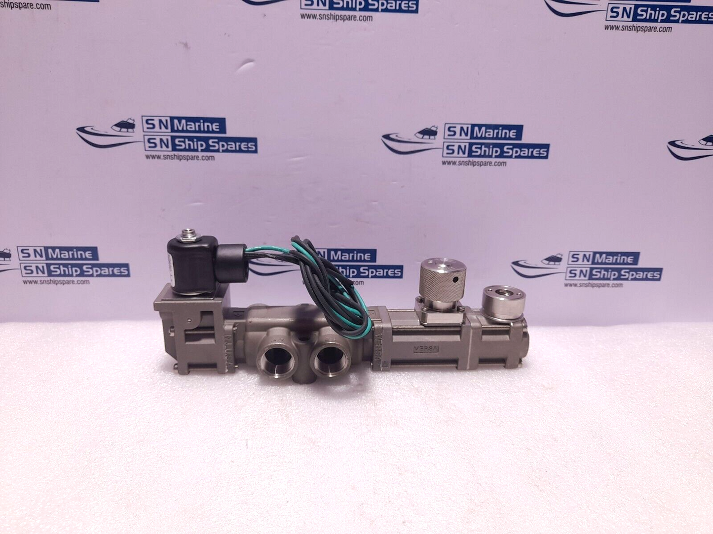 Versa VAG-4522-316-181D-U-A120 Four Way Solenoid Valve 110V5HZ 120V60Hz 6W