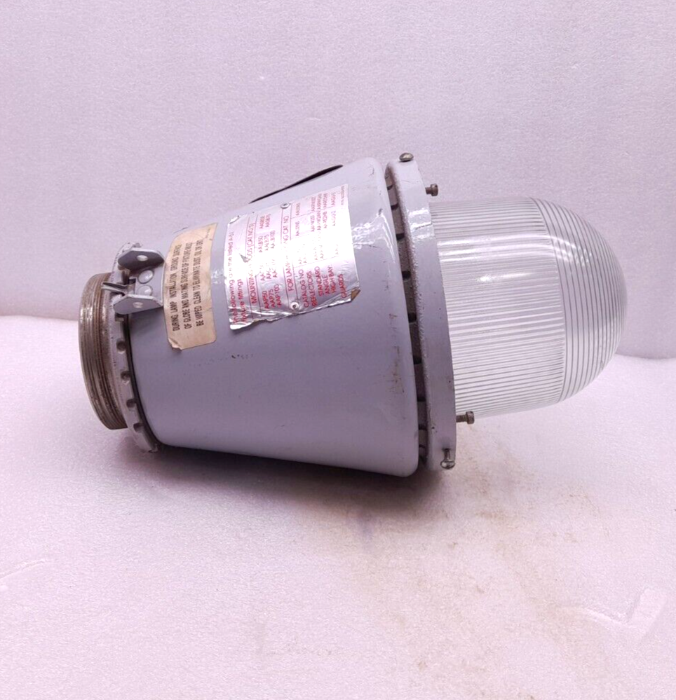 Appleton A-51 Series AAU-15N Explosion Proof Lighting Fixture 300Vmax AC Only