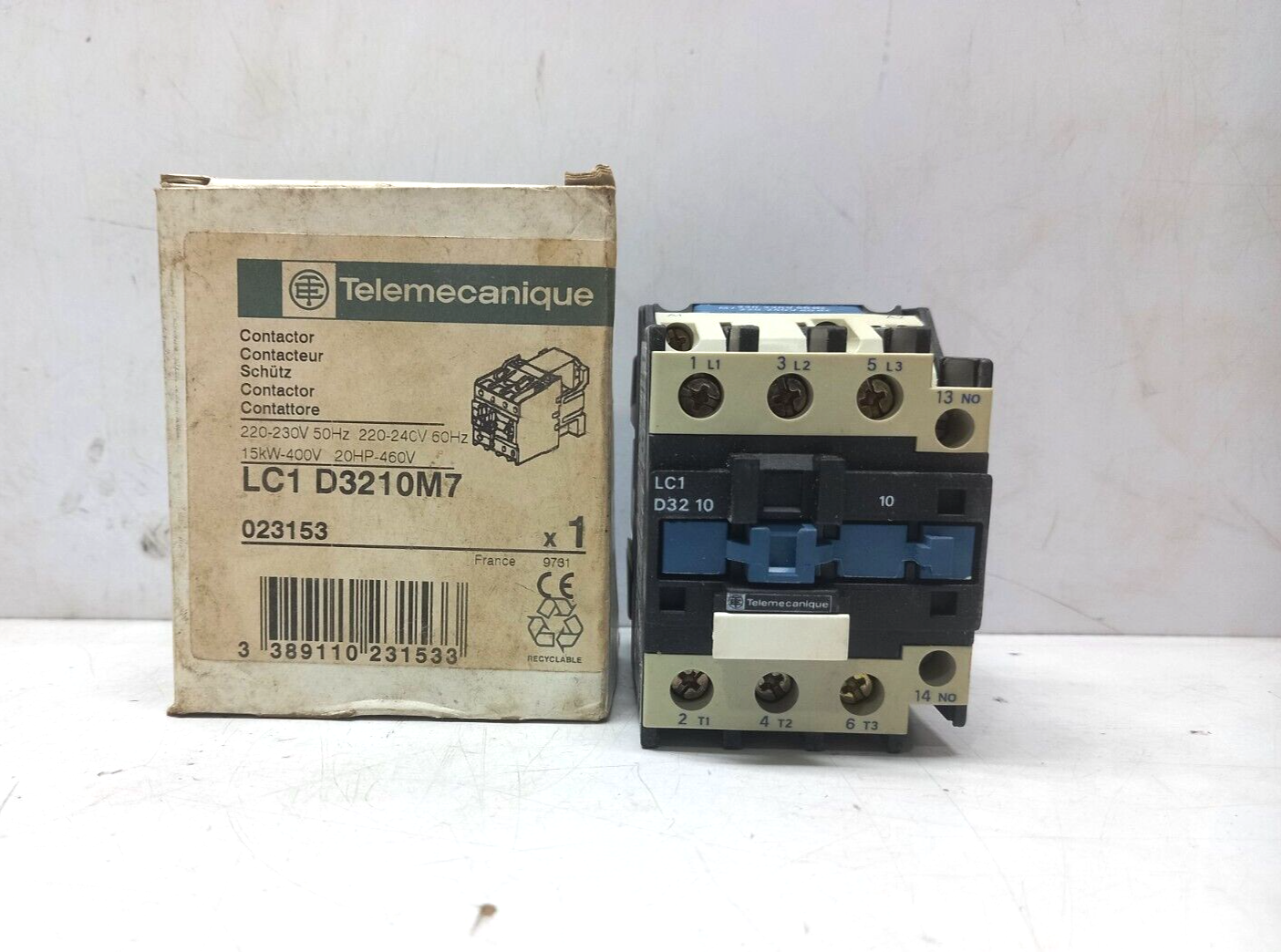 Telemecanique LC1 D3210M7 Contactor 220-230V 50Hz 220-240V 60Hz
