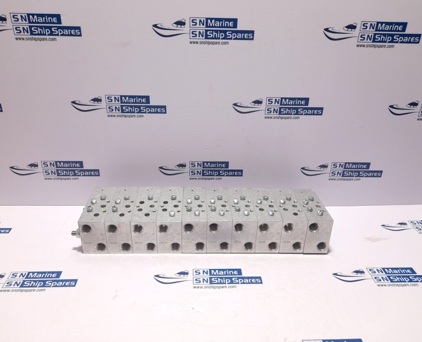 Versa KM-433-10-KG30 Manifold Assembly KM43310KG30 KM-433-1-KG30