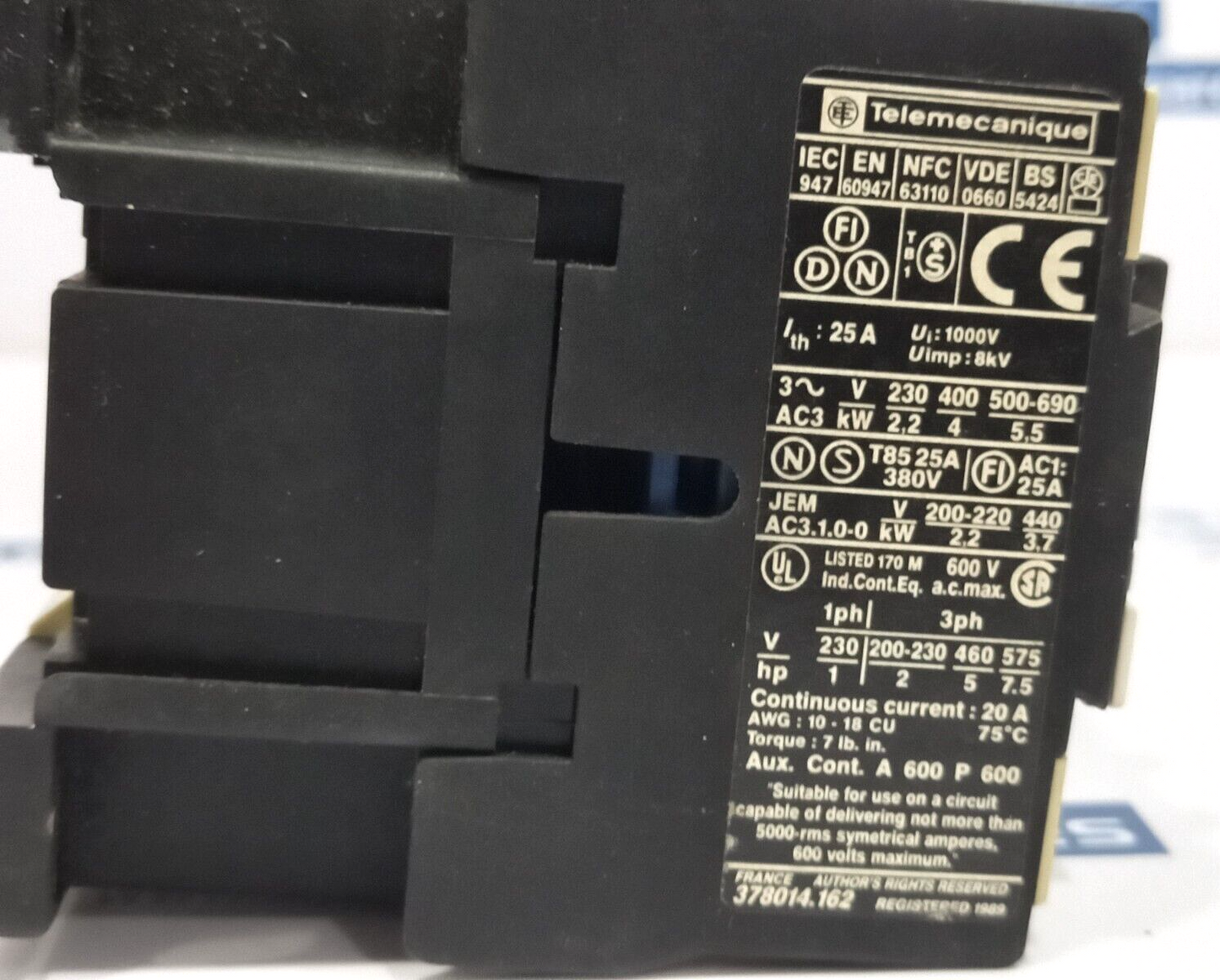 Telemecanique LC1 D0910F7 Auxiliary Contactor 110V 50/60Hz