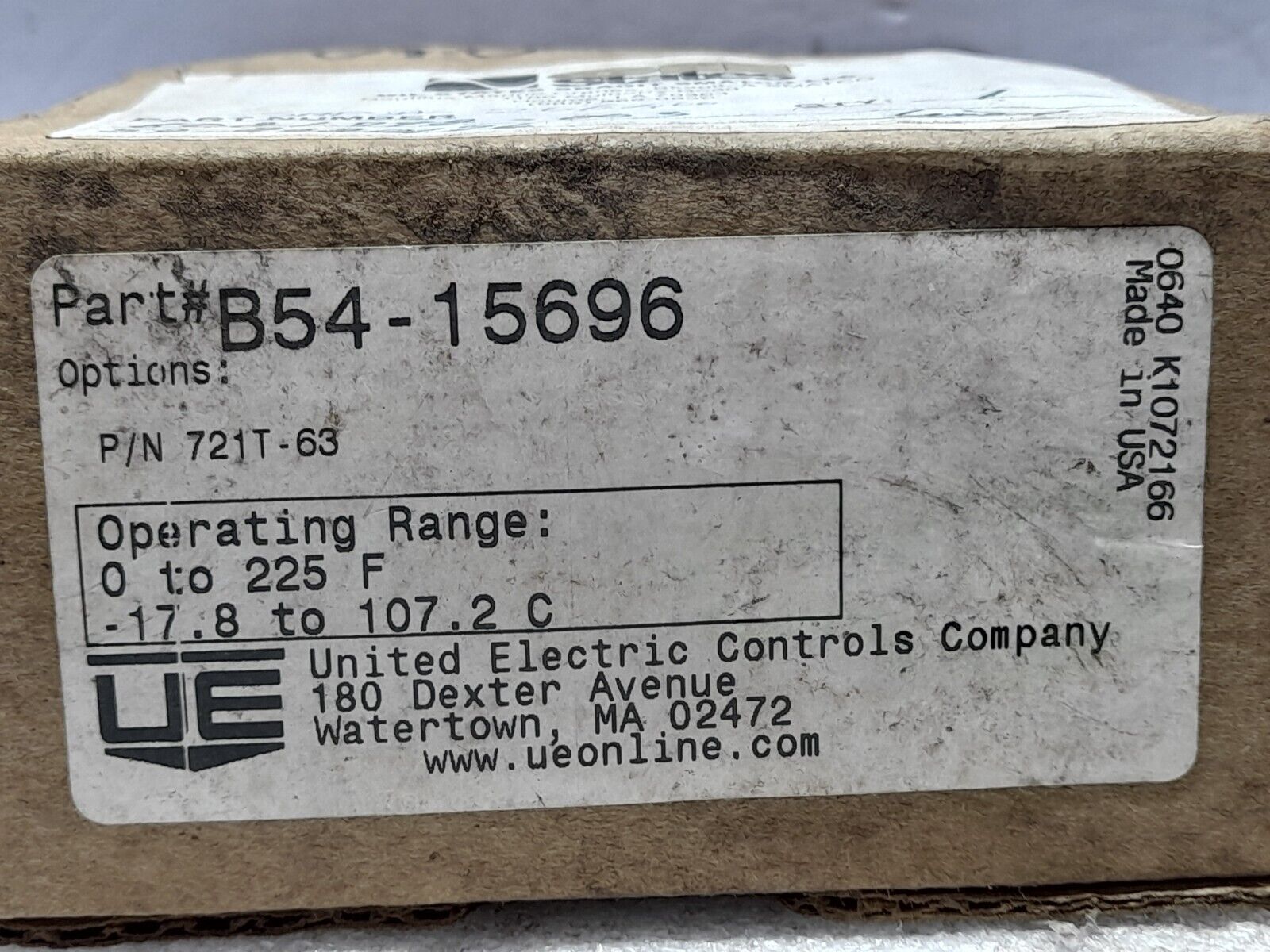 United Electric UE B54-15696 Temperature Switch 721T-63 Operating Range 0 to 225