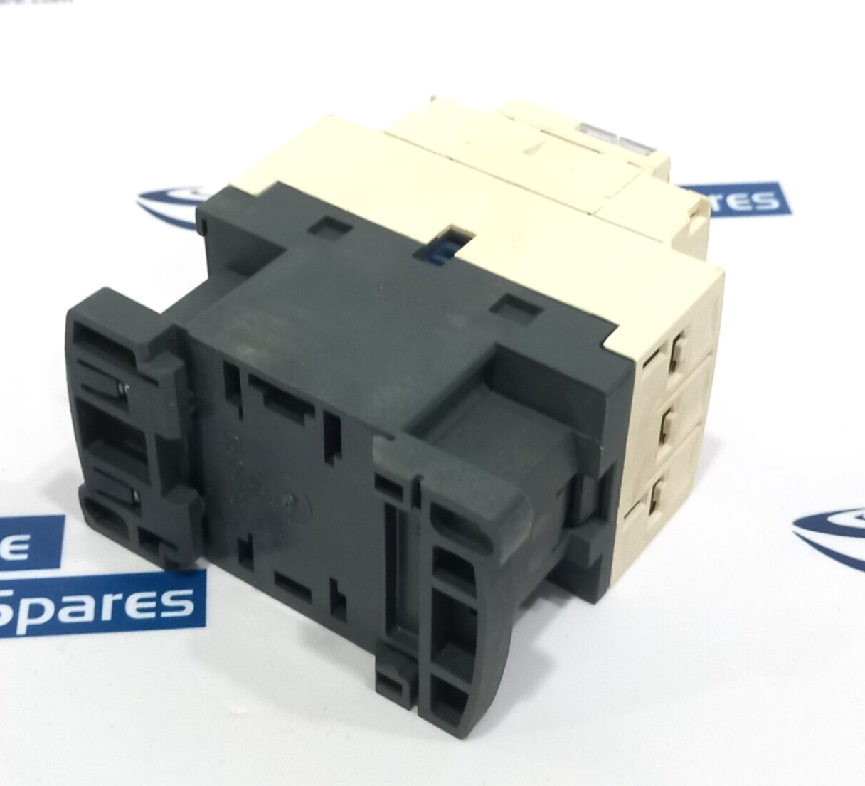 Telemecanique CAD32F7 Control Relay 110V 50/60Hz Square D