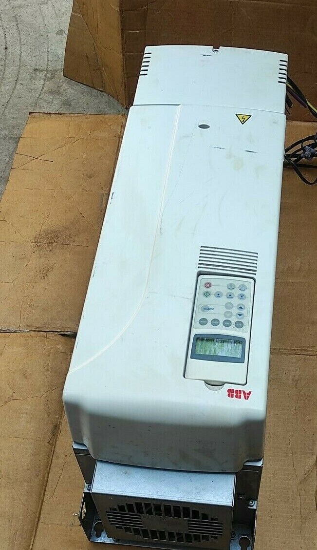 ABB ACS800-U11-0050-5+K454+L502+L509+N671+Q967 Drive ACS800-U11-0050-5