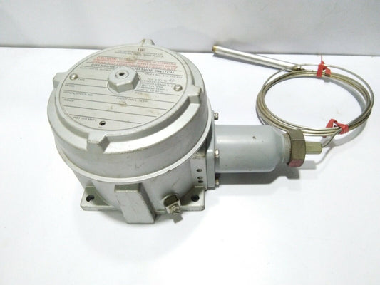 UNITED ELECTRIC QF120 PRESSURE/TEMPERATURE SWITCH