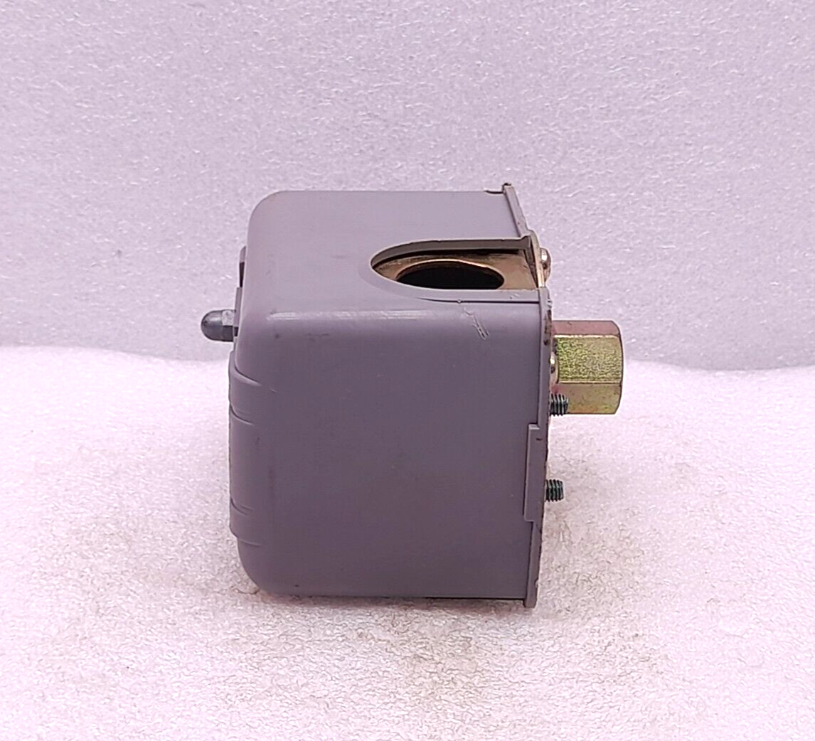 Square D 9013 FSG 2 Ser B Form P Pumptrol Pressure Switch Cut On 30 Cut Off 50