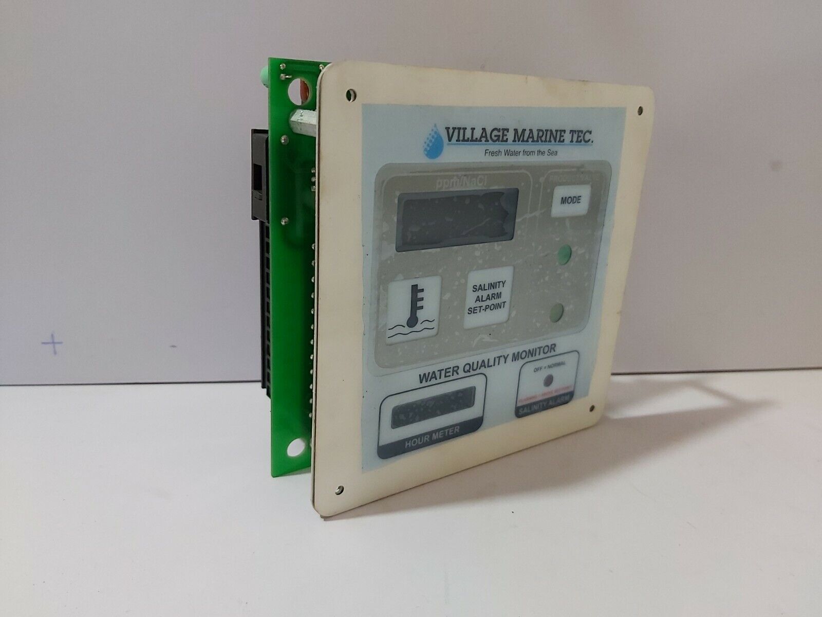 VILLAGE MARINE WATER QUALITY MONITOR SALINITY MONITOR 40B ASSY-10348 REV-E 