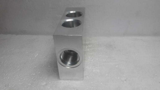 Sun Hydraulics YAL 0GP 1-A2 Hydraulic Manifold Block