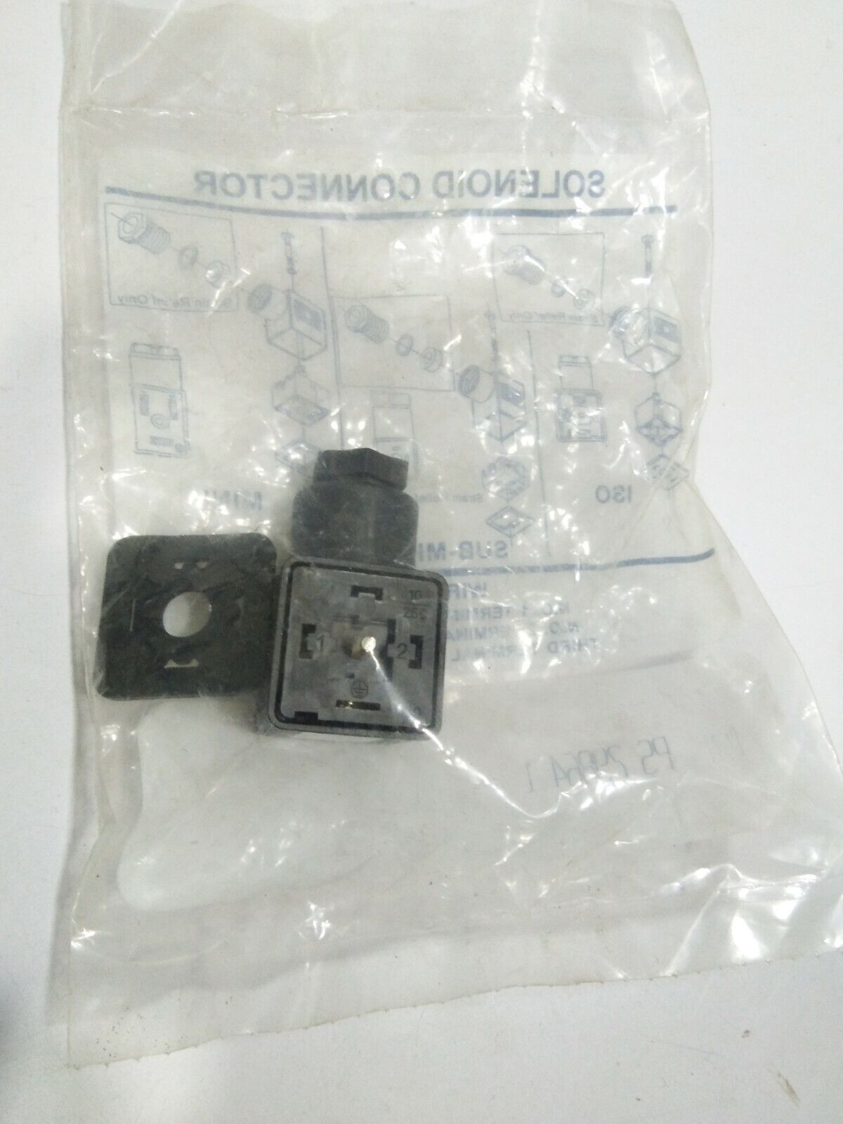 SUB-MICRO SOLENOID CONNECTOR 29864-1
