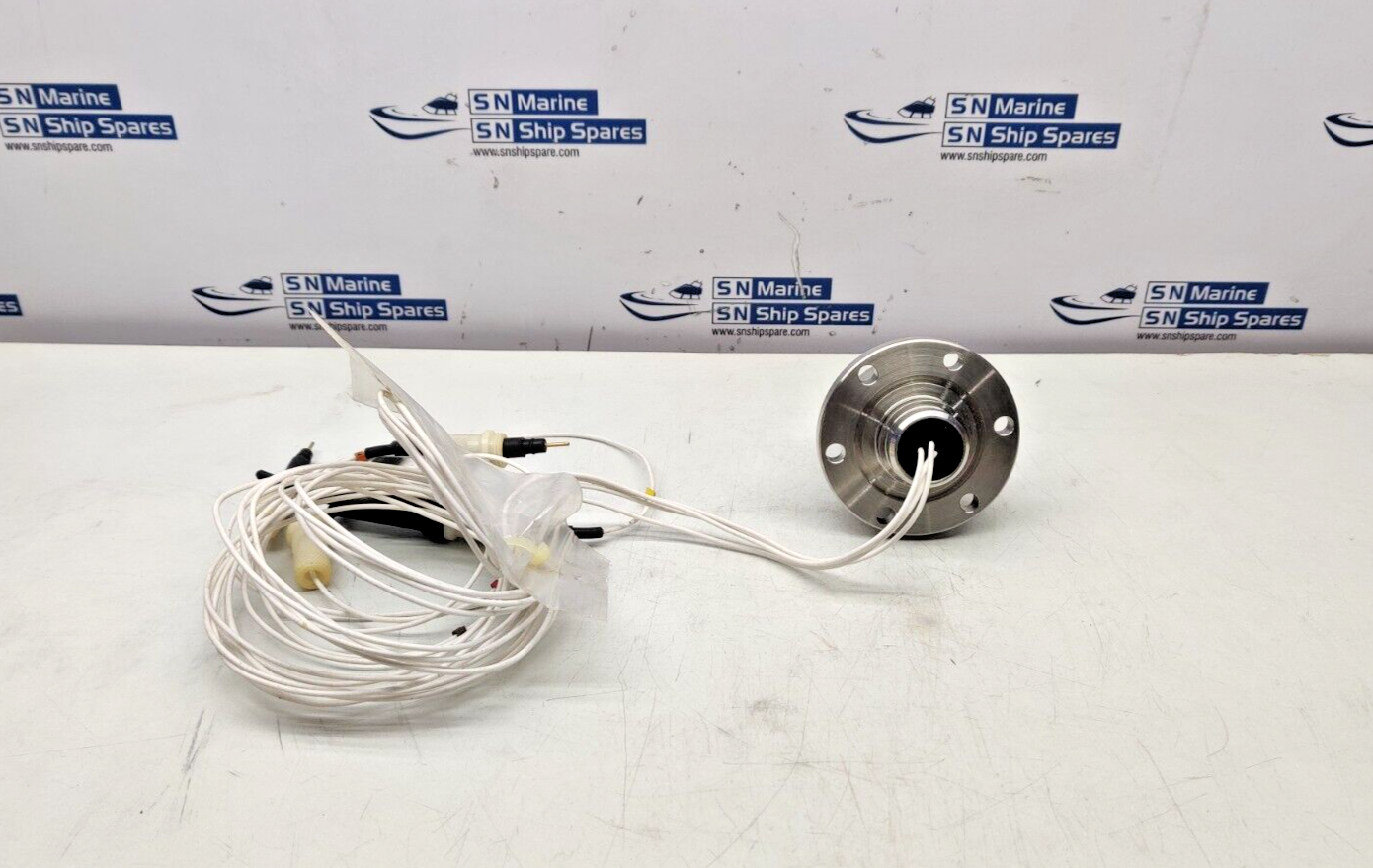 AKA Group AKA-2809-M723-001-02 Connector 4 Circuit Male (MSSL)