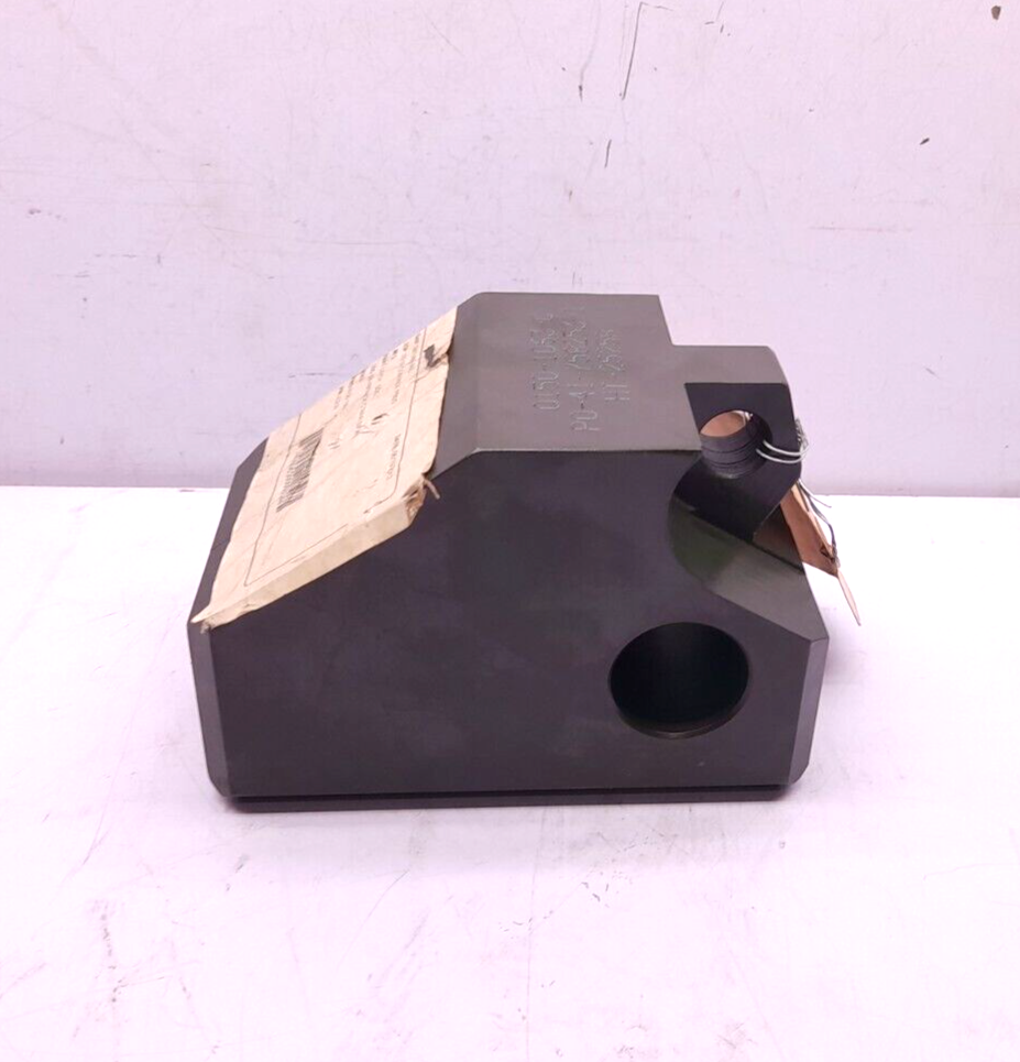 0150-1063-C Dog Latch 0150-1063 PO-41-758253-1 HT-25258