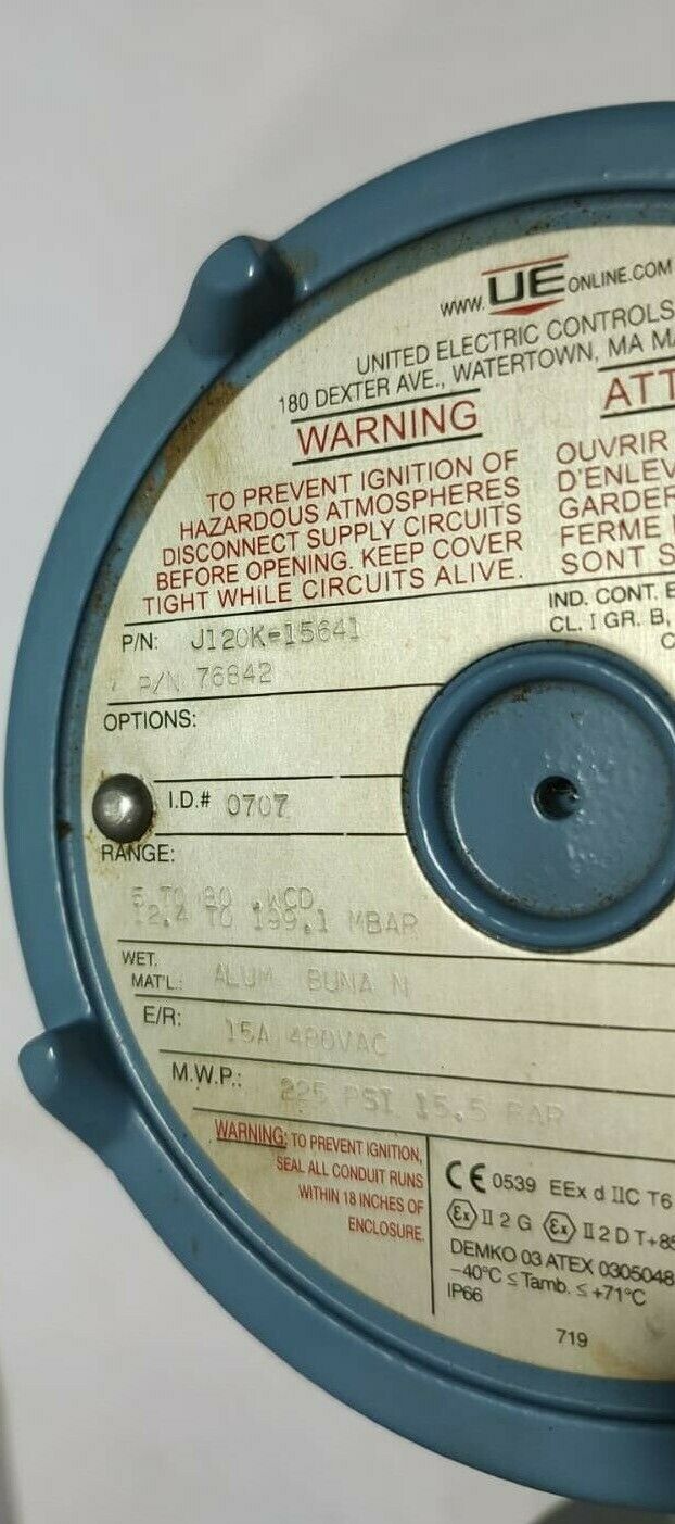 United Electric UE J120K-15641 76842 Pressure Switch 12.4 To 189.1 MBAR