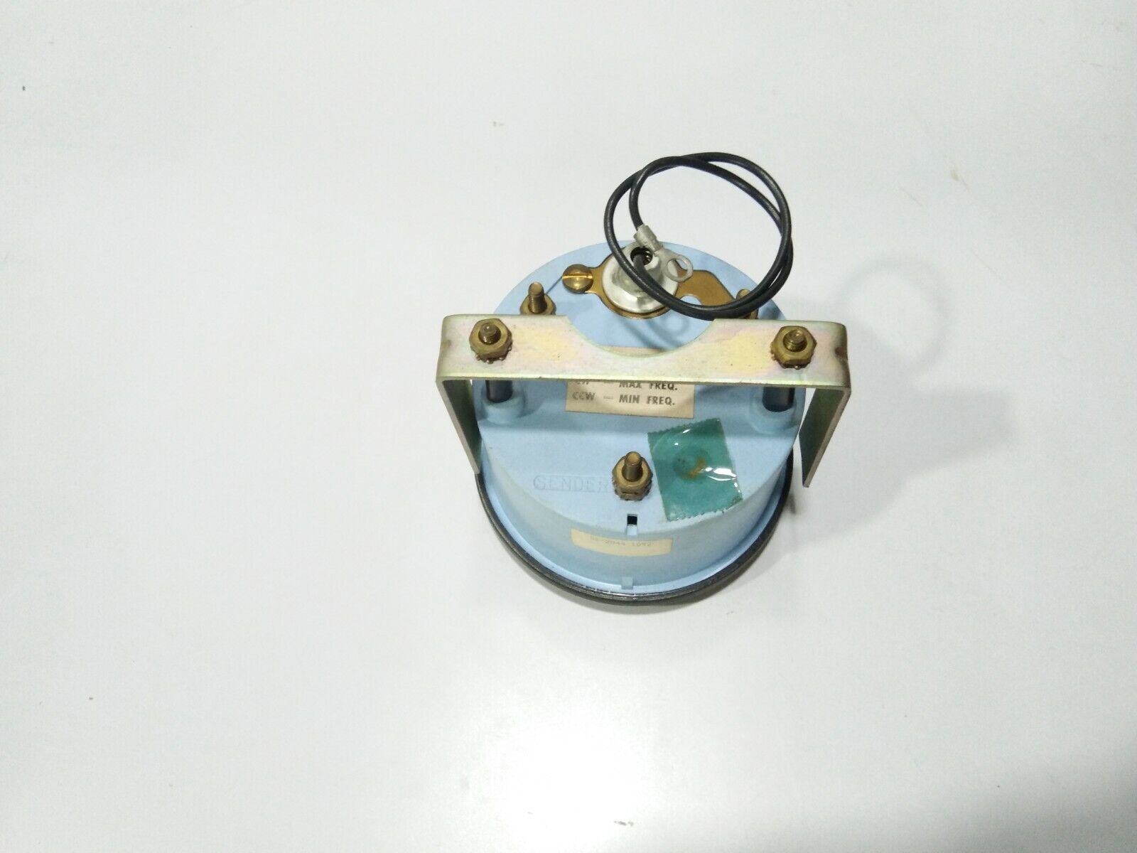 SYNCHRO-START SA-2750-A ELECTRONIC TACHOMETER MOD 40 0-25 *100 RPM 12-32V