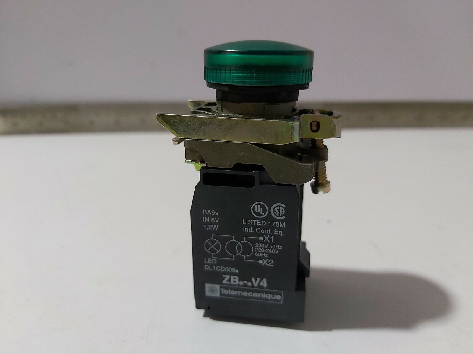 Telemecanique ZB-V4 Green Pilot Light 