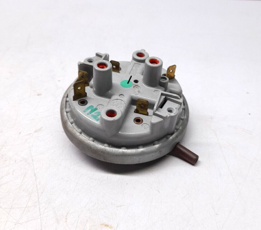 Eaton PD4-524A Level Switch 5550-00026.07 Level Control 471 6859-35