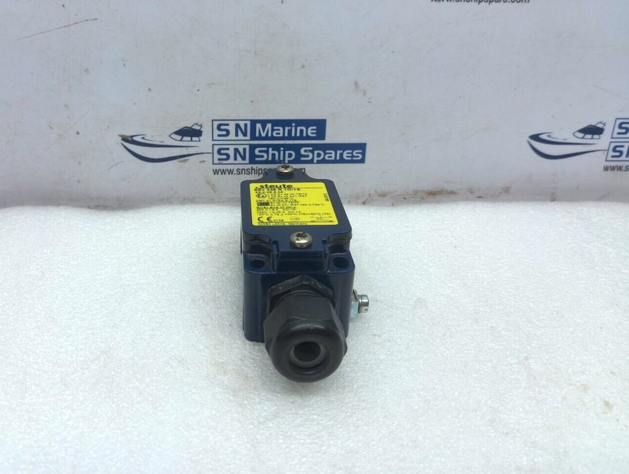 Steute EEx 335 R 1O/1S EX Position Switch Roller Plunger 93.0.09.9.05