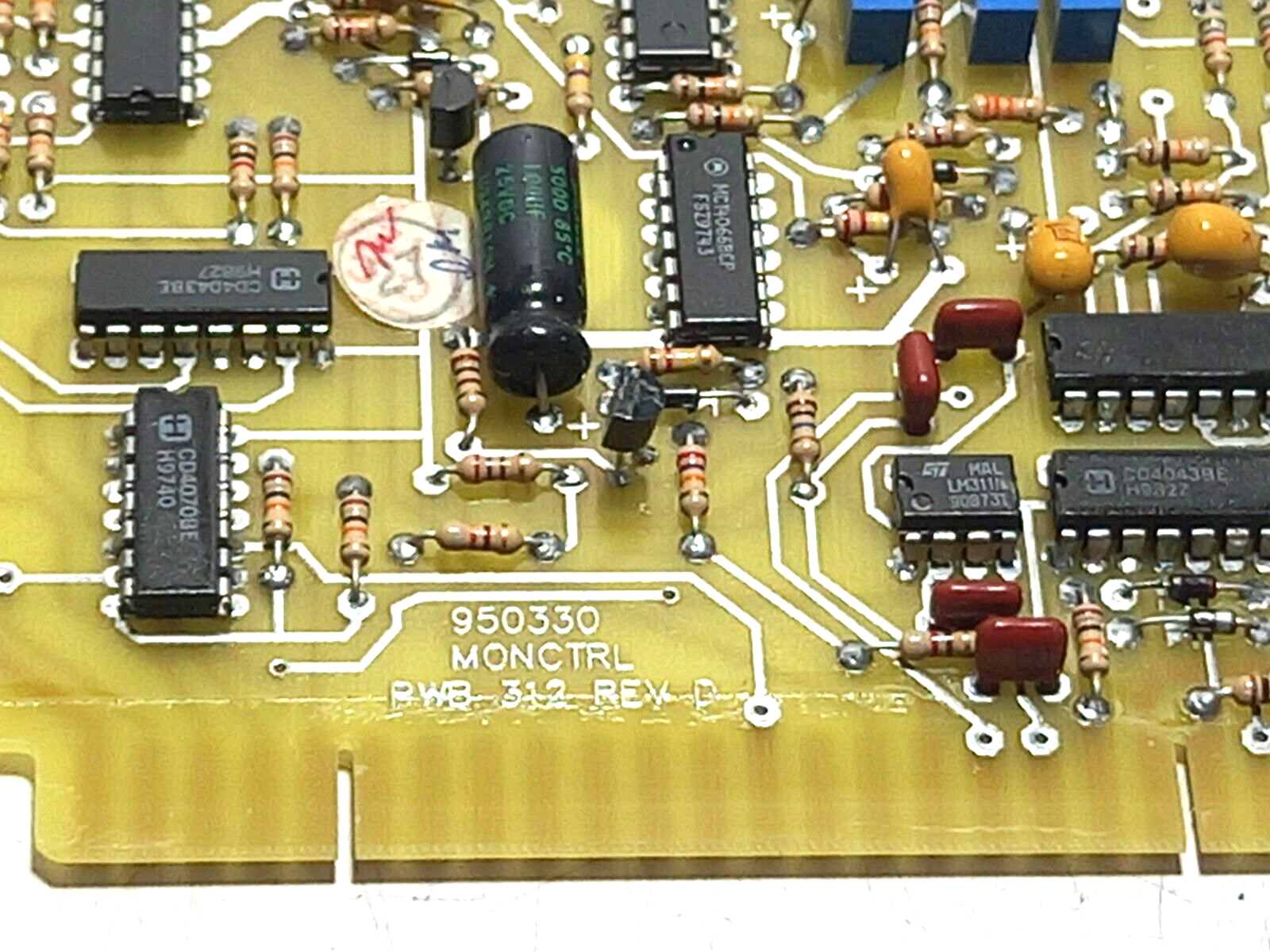 Southern Avionics SLP31210 PCB 950330 MONCTRL PWB 312 REV D