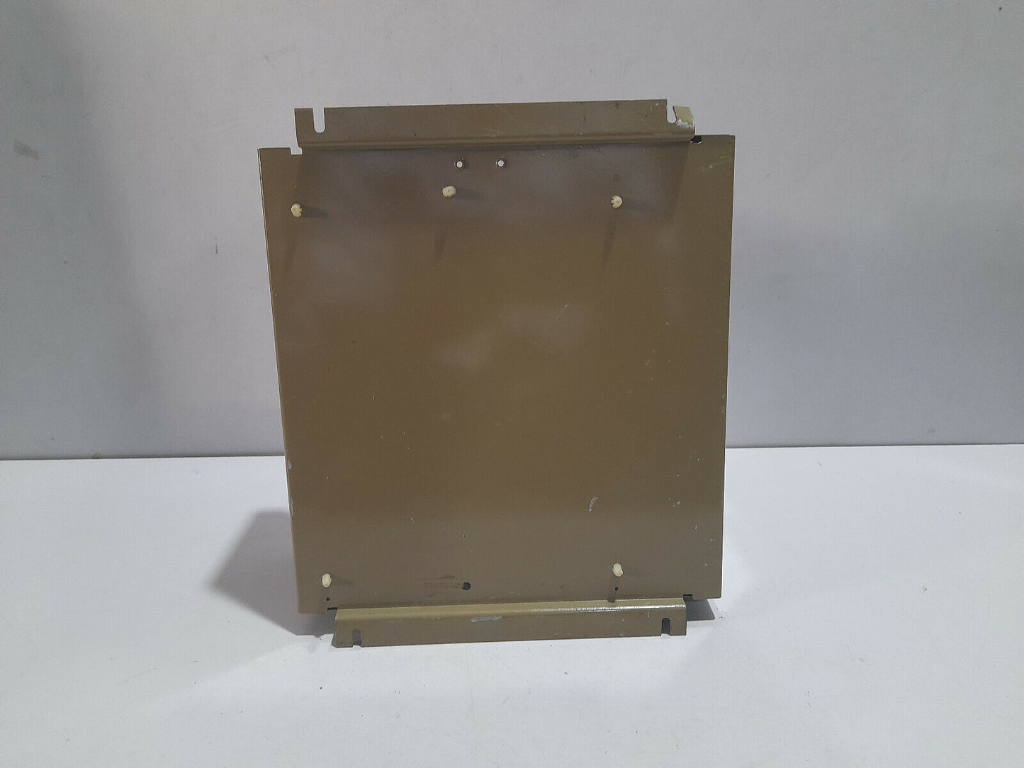 Toshiba Tosvert-130E Transistor Inverter IN IPH 22/240V 50/60Hz OUT 0.75kVA 