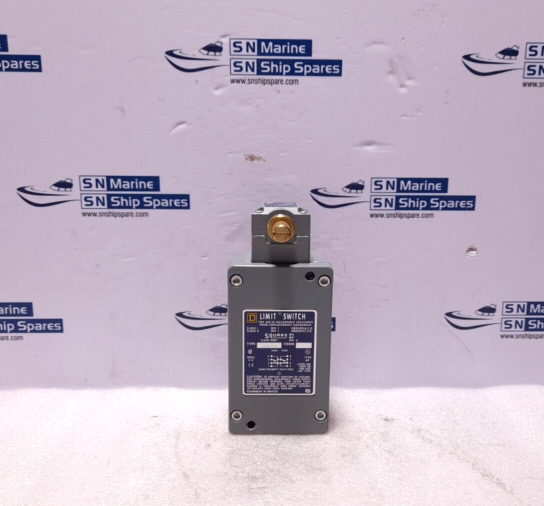 Square D 9007CR61B2 Ser A Limit Switch NOV 7038A433 9007 CR61B2 Head Type B