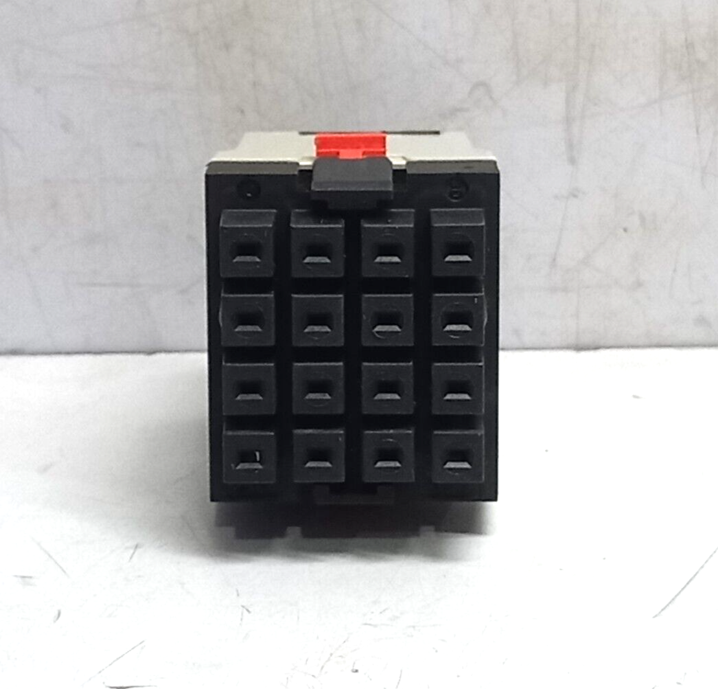 Telemecanique RHN 426JV Plug In Control Relay 24V 60Hz