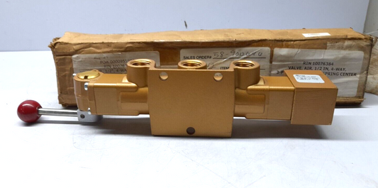 Versa VAA-4504-135-4003P Directional Valve Air Valve ½In 4-Way 3-Position 150 PS
