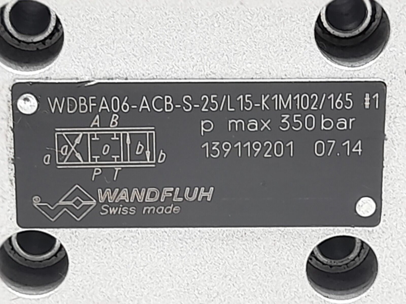 Wandfluh WDBFA06-ACB-S-25/L15-K1M102/165 Valve MKY45/18x60-G24/L15 Pmax 350bar