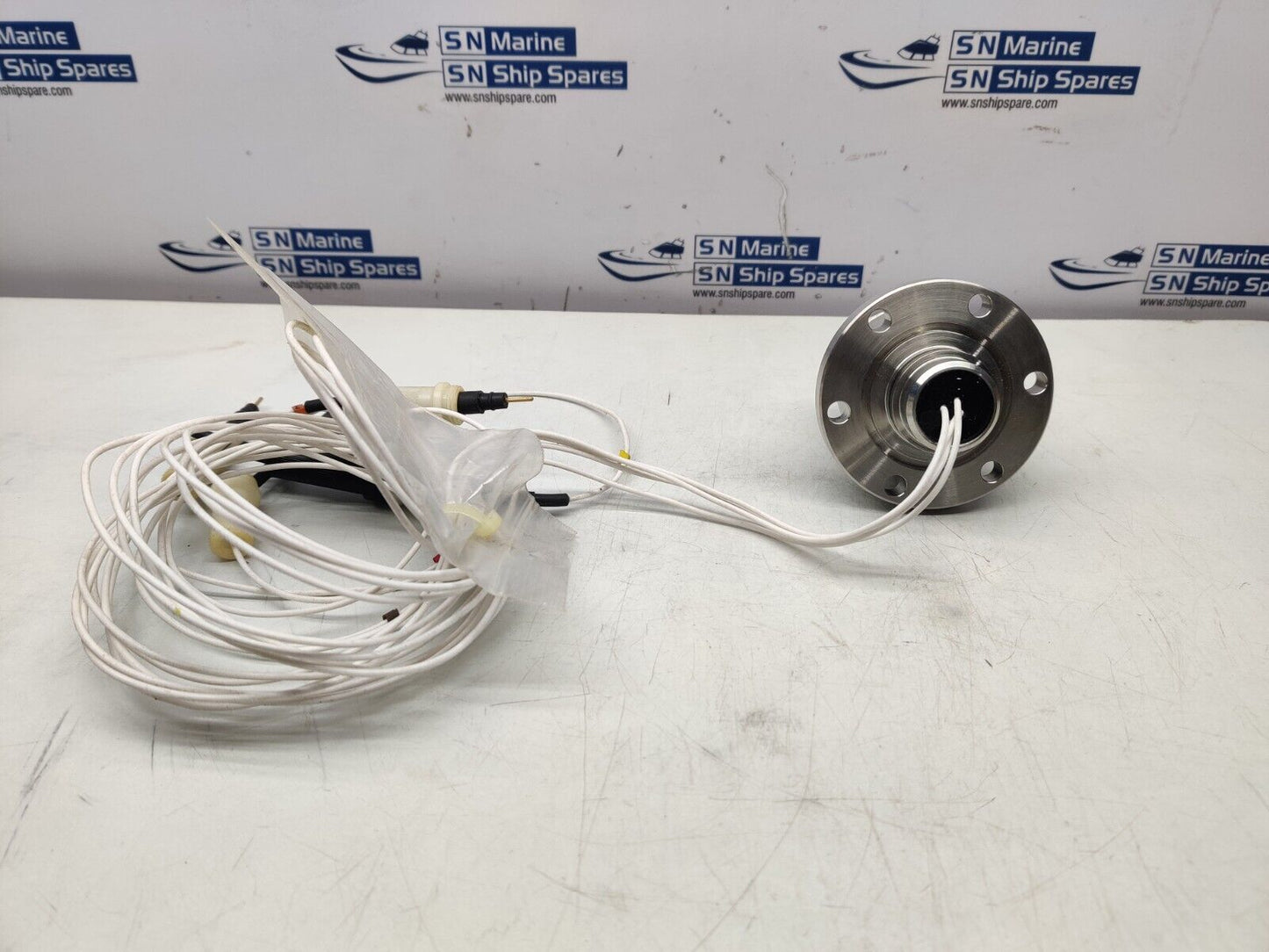 AKA Group AKA-2809-M723-001-02 Connector 4 Circuit Male (MSSL)