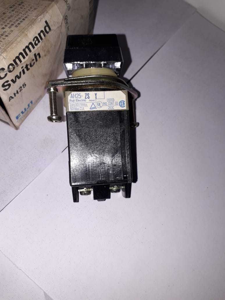 FUJI ELECTRIC AH25 ZS GT GREEN COMMAND SWITCH NEW 