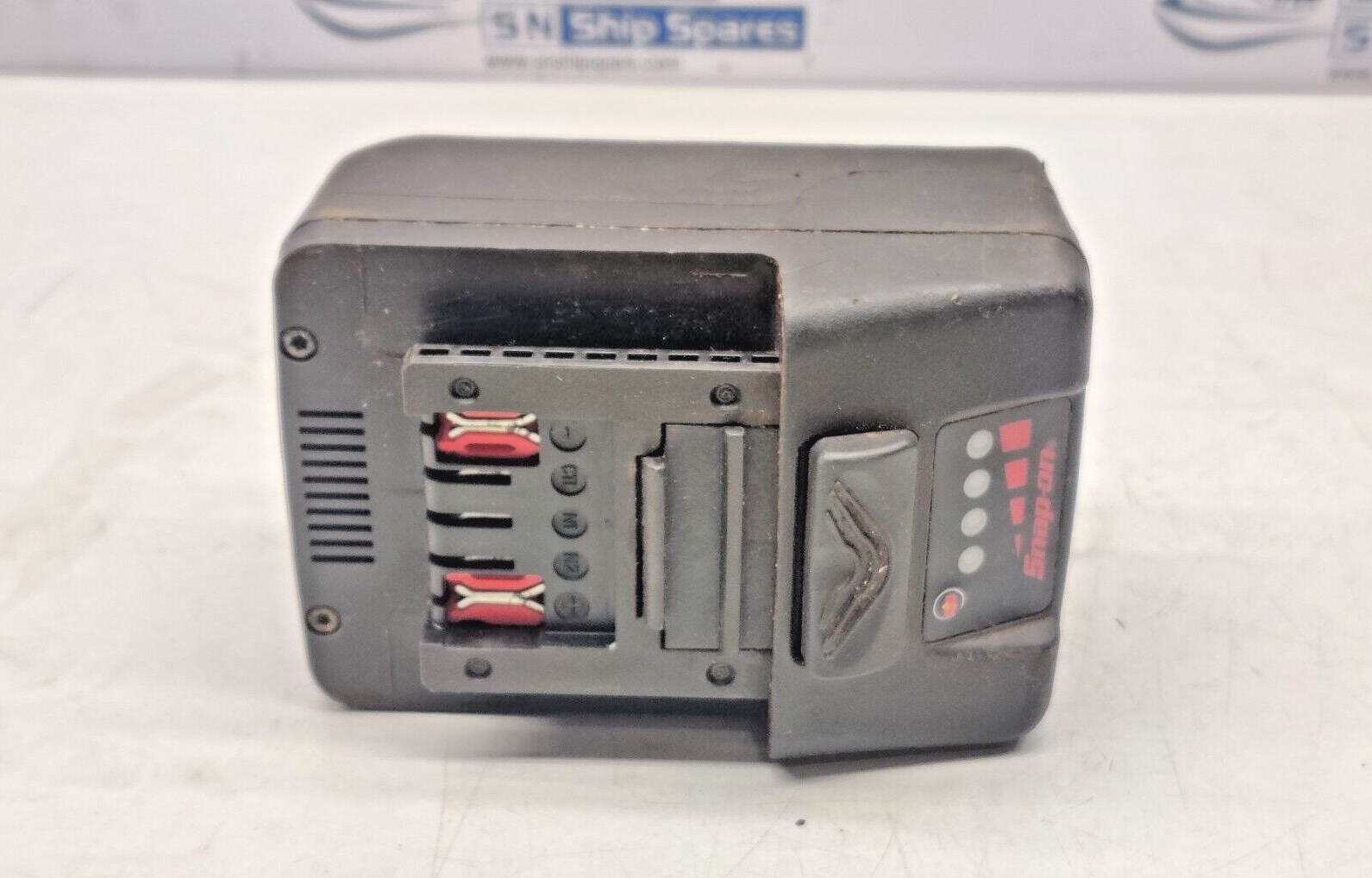 Snap-On CTEU8815B Impact Gun 18V 0-2400/min With 1 Battery