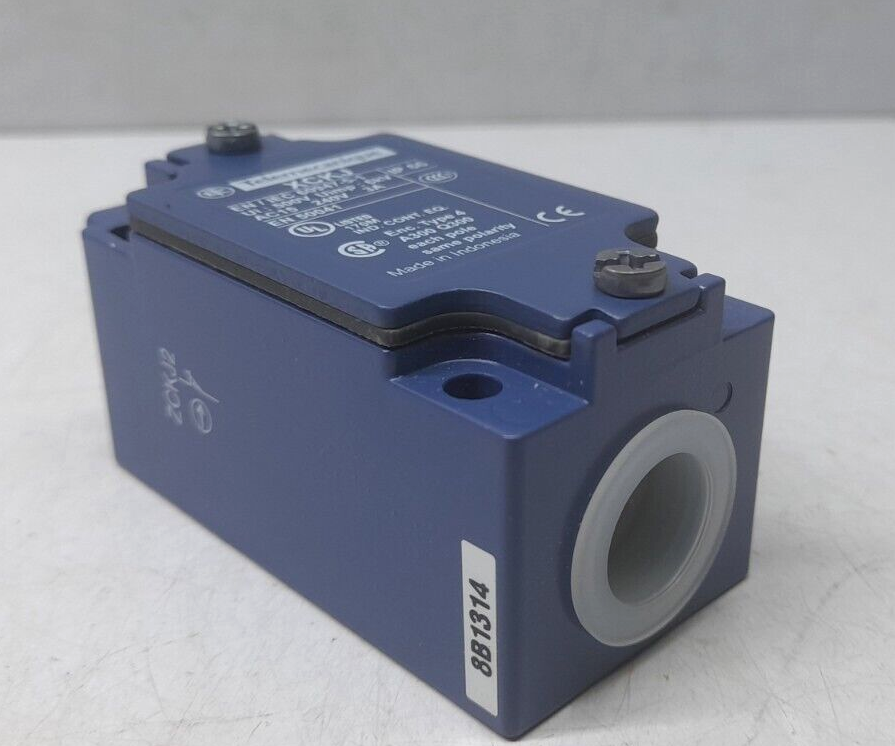 Telemecanique XCKJ Limit Switch / ZCKJ2 / AC15 240V 3A