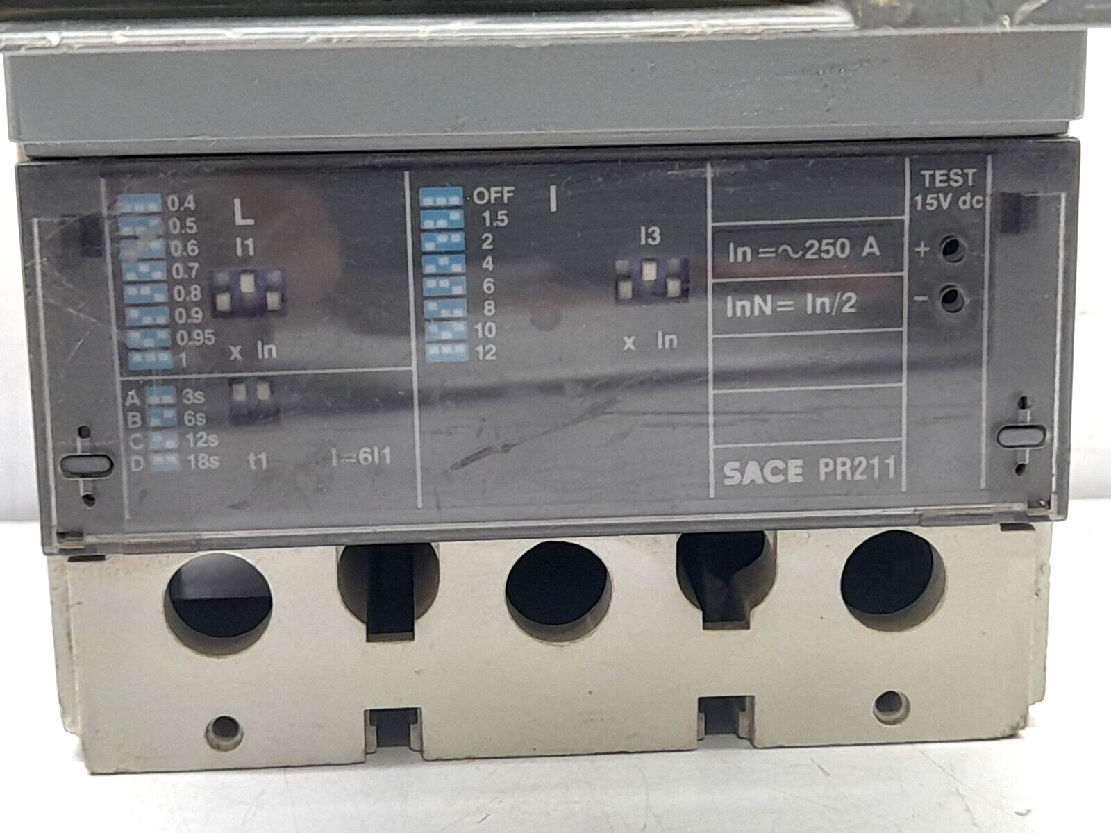 ABB SACE S4 S4H Circuit Breaker SACE PR211 250A 3 Pole 600VAC