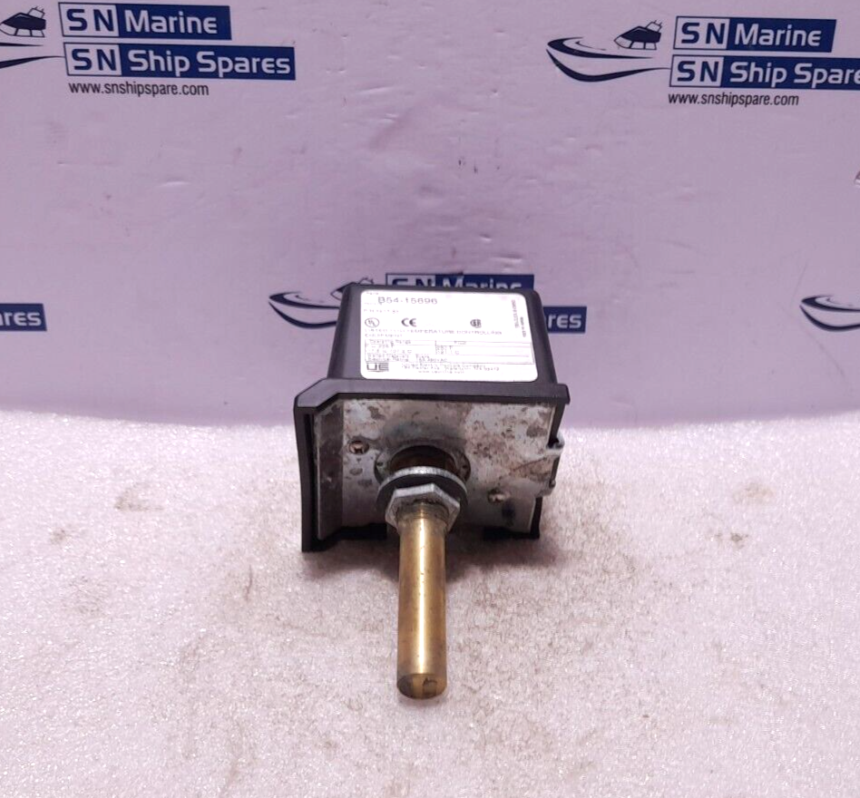 United Electric UE B54-15696 Temperature Switch 721T-63 Operating Range 0 to 225