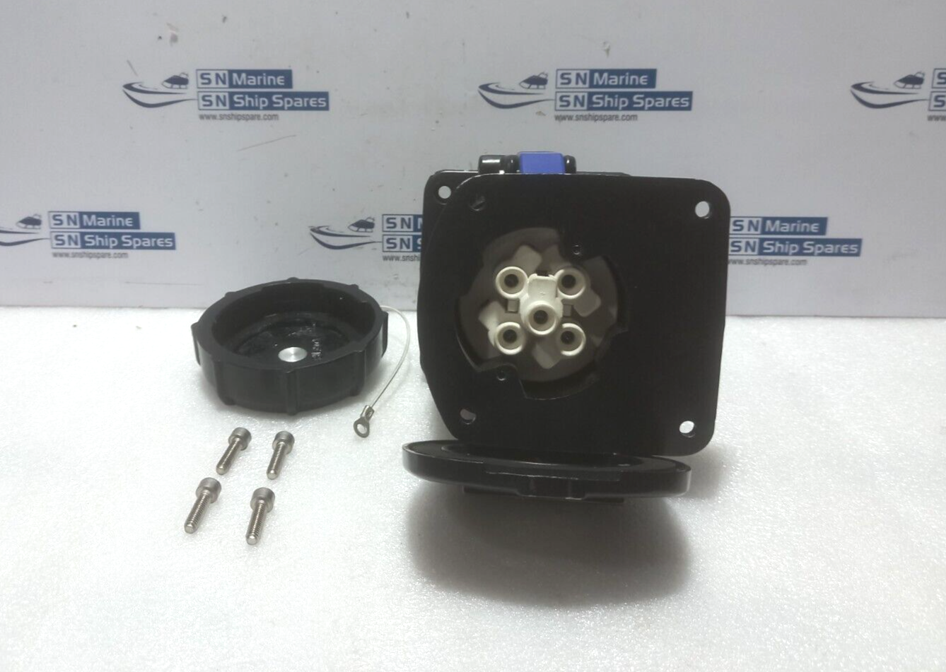 MARECHAL Electric DX 1 3P+N+E Hazardous Duty Plug/Receptacle Connection Ue: 480V