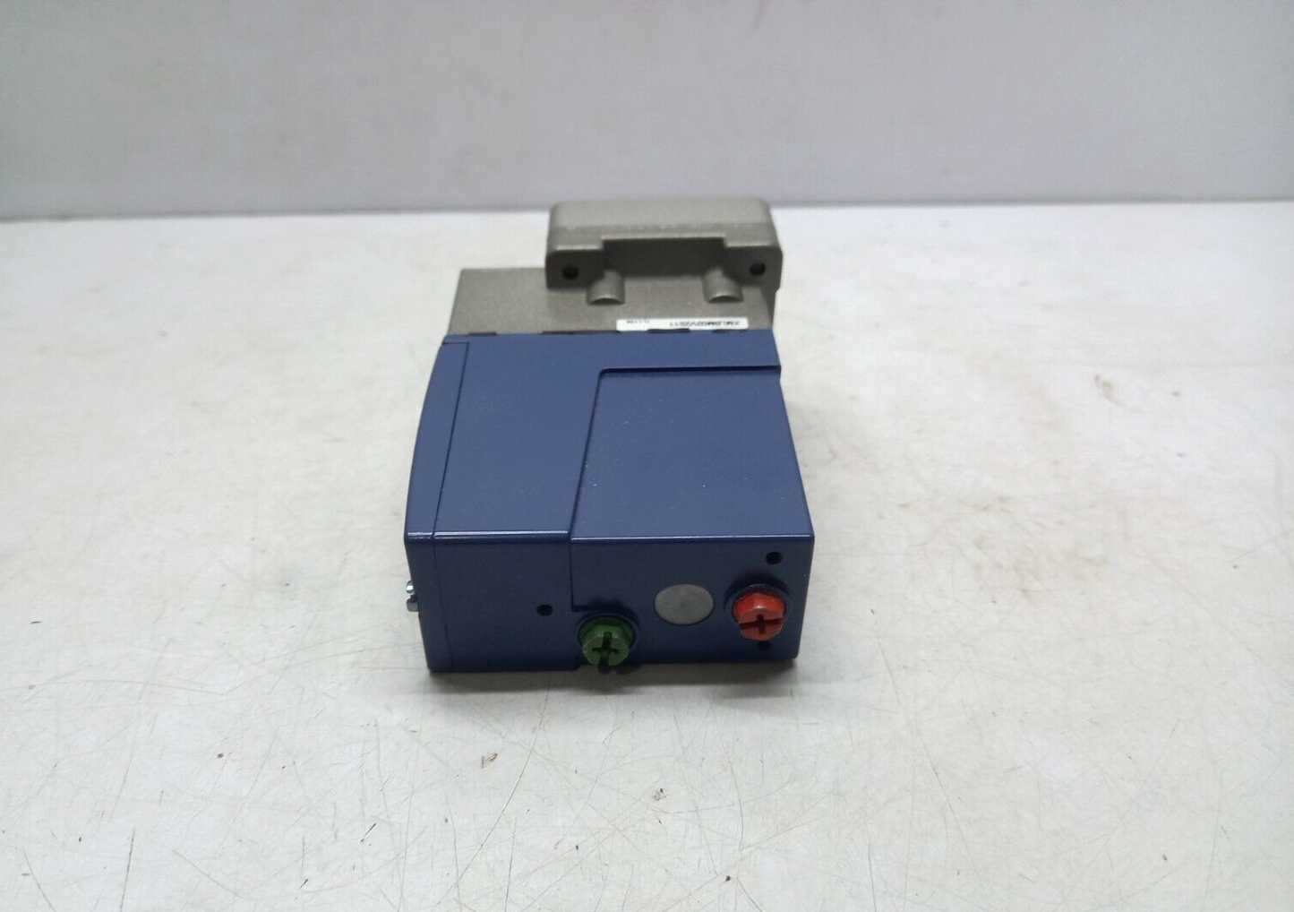 Telemecanique XML BM02V2S11 Pressure Switch 1-0bar 14.5-0PSI 100-0KPa