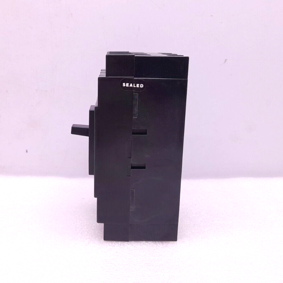 Terasaki XS30NS Tem Break 10A 3P Circuit Breaker