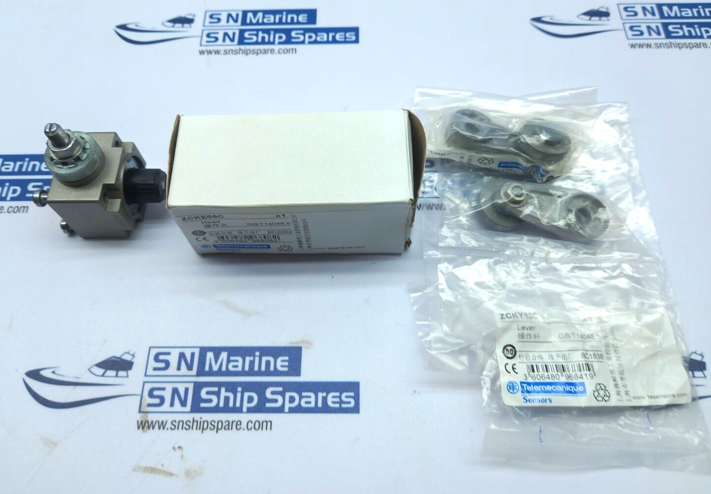 Telemecanique ZCKE05C Limit Switch Head