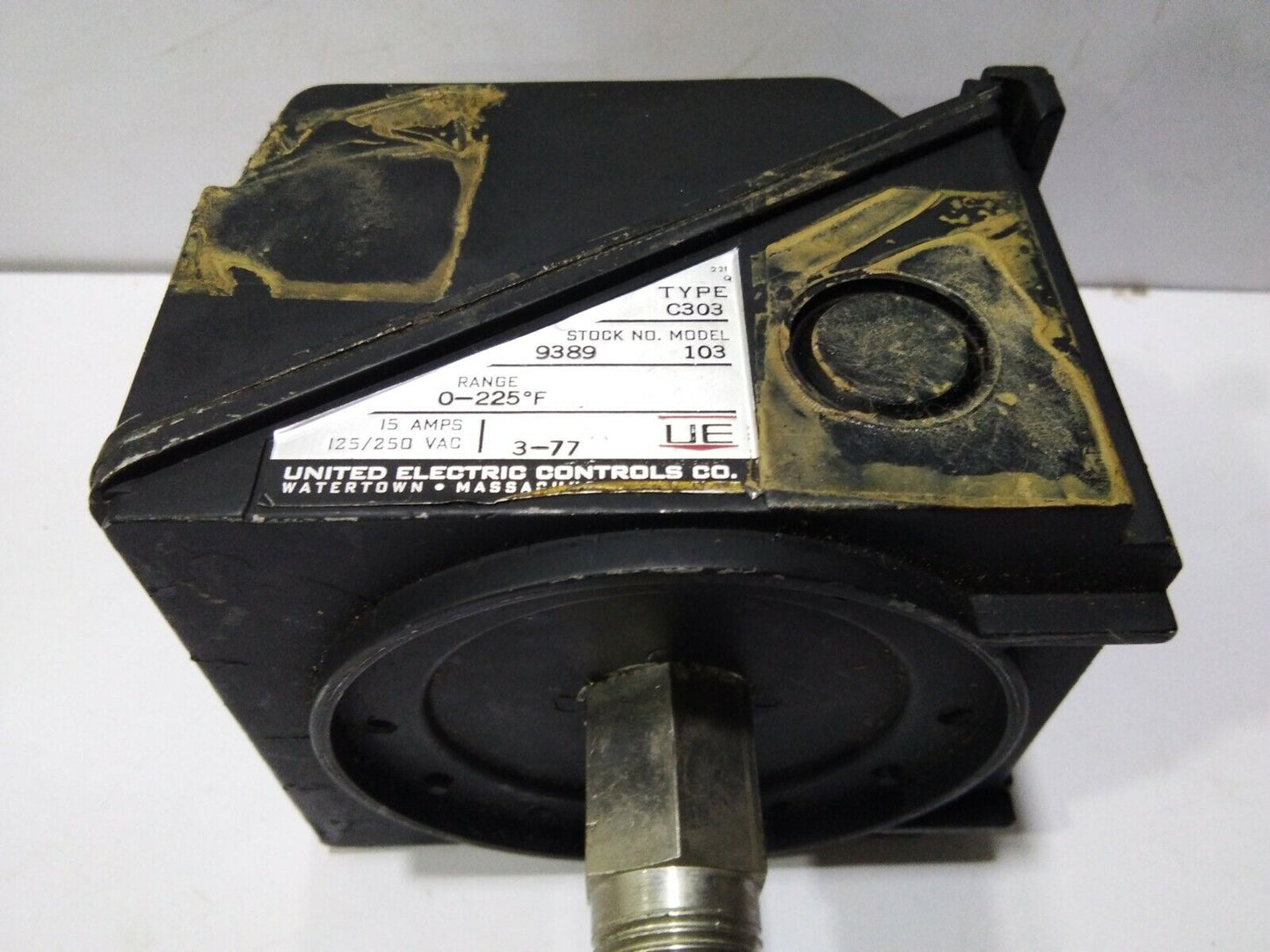 UNITED ELECTRIC TYPE C303 MODEL 103 TEMPERATURE CONTROLLER RANGE 0-225°F 15AMPS 
