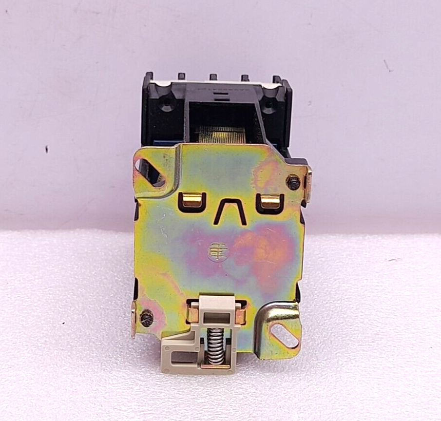 Telemecanique LP1D25004MD Contactor LP1 D25004 4P Ith 40A Coil MD 220VDC