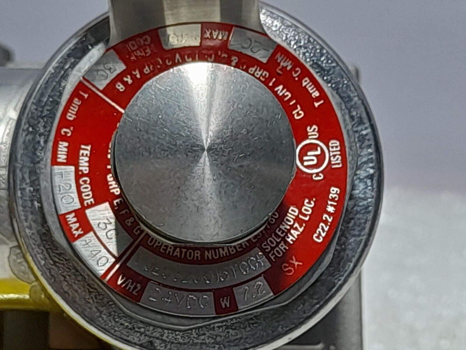 Versa VGG-4322-316-ME-XXE4-D024 4-Way Valve 24VDC 7.2W Max 175PSI Min 20PSI