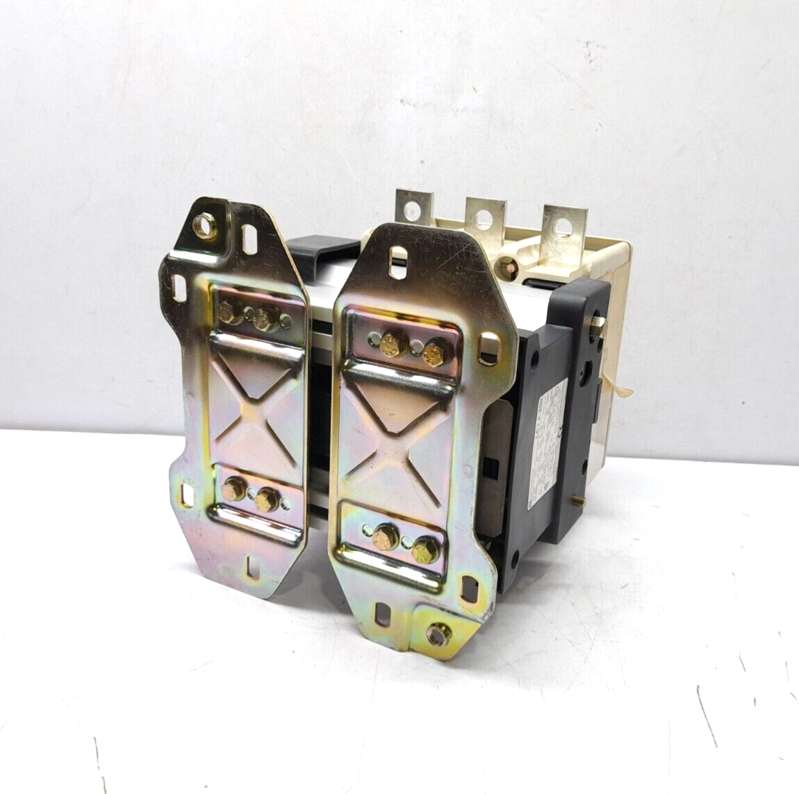 Telemecanique LC1F400 3 Pole Contactor LC1 F400 Without Coil