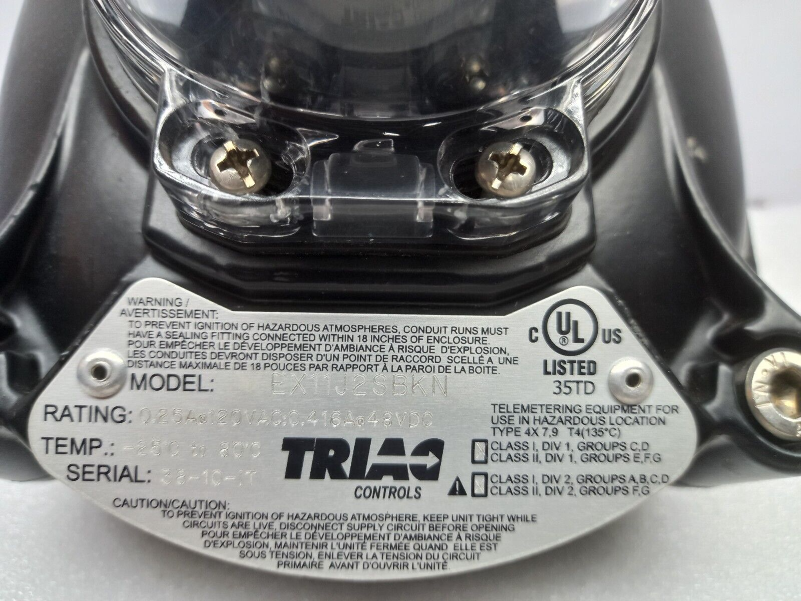 Triao EX11J2SBKN Limit Switch With Visual Indicator A-T 11J2SBK4NHT