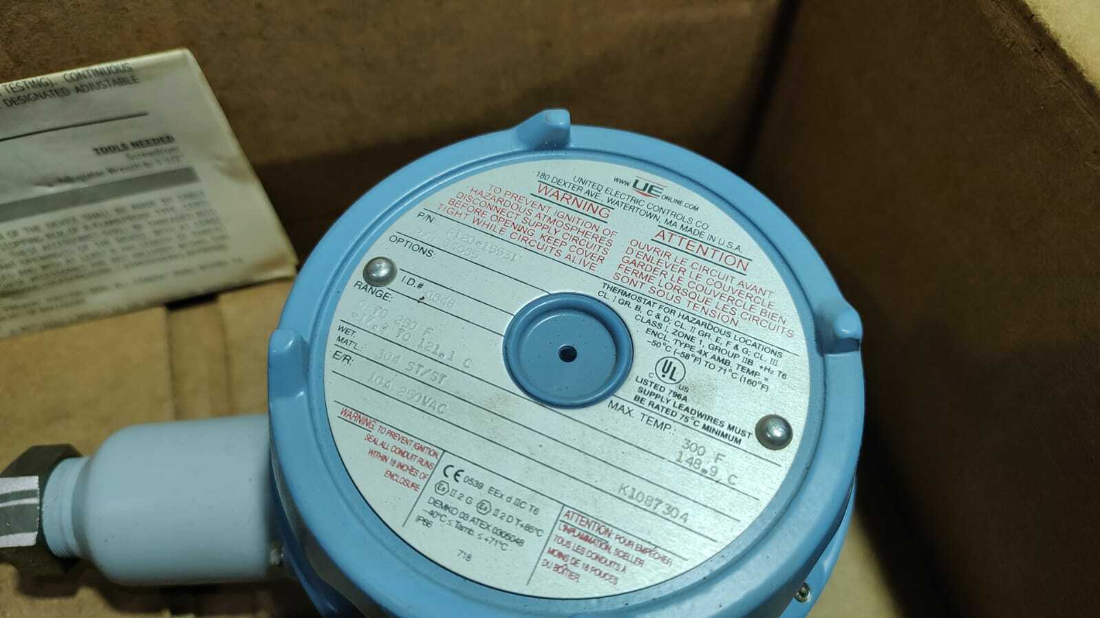 United Electric UE F120-15531 84665 Temperature Switch / F12015531