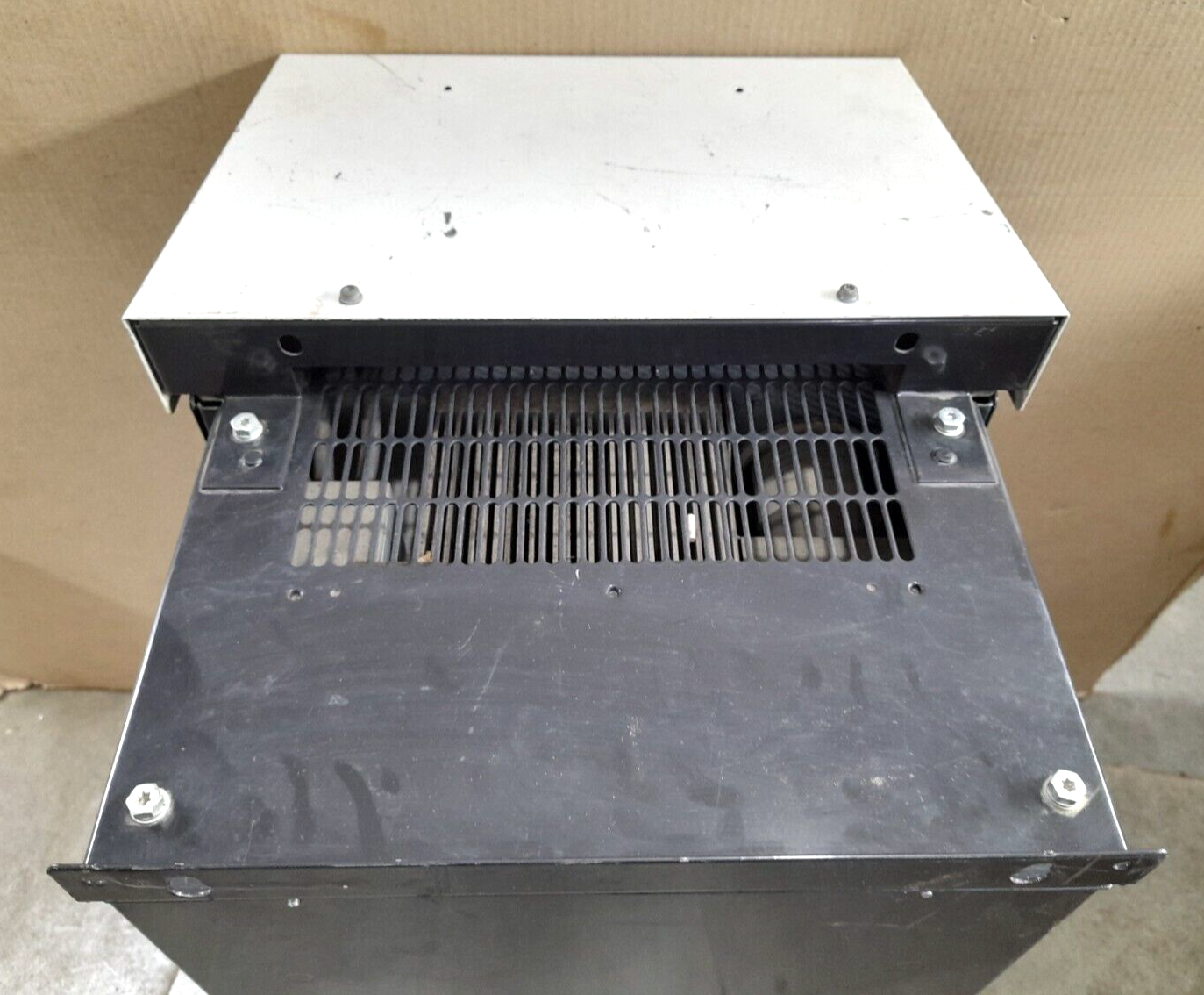 ABB ACS600 ACS61100255D00E1200901 AC Drive 64598392 ACS61100255 D00E1200901
